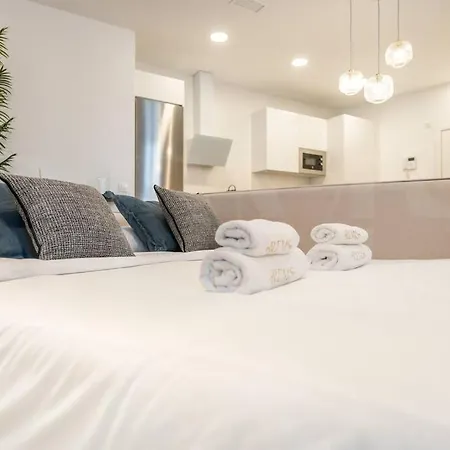 Enchanting And Bright Center By Rems Apartment Malaga