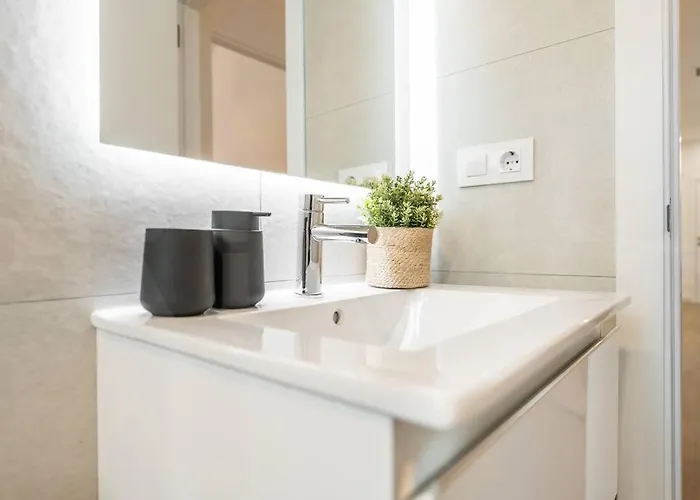 Appartamento Enchanting And Bright Center By Rems *